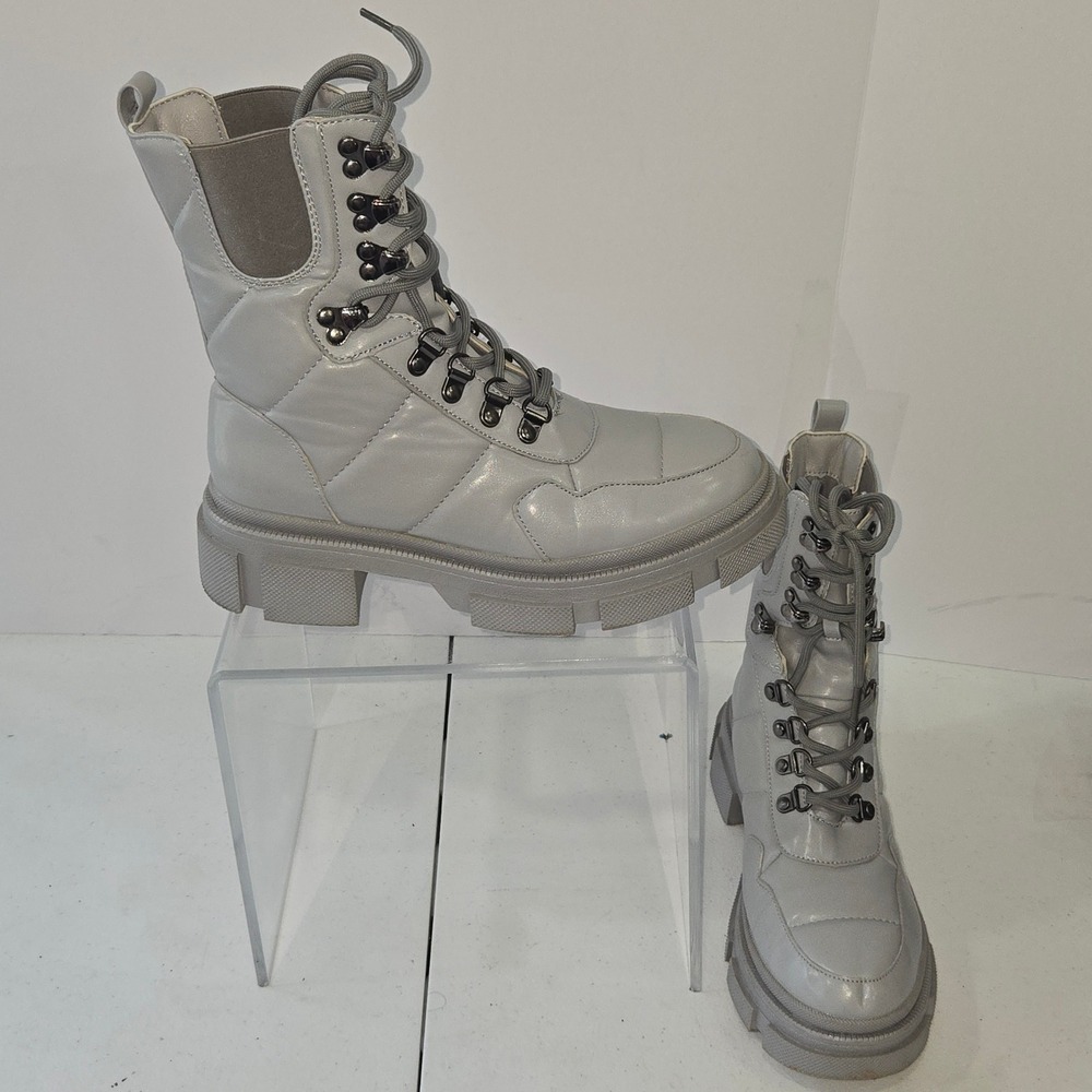 Cape Robbin Serafina HQ9245 Grey Quilted Chunky Lug Sole Combat Boots Womens 7